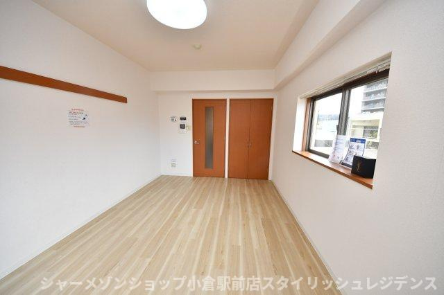 リファレンス門司駅前の居間・リビング