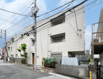 ラクムの外観