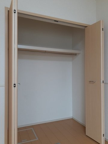 ソレイユ四ツ谷Ｂの収納