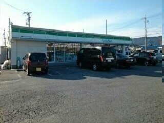 ソレイユ四ツ谷Ｂの周辺|ファミリーマート様まで600m
