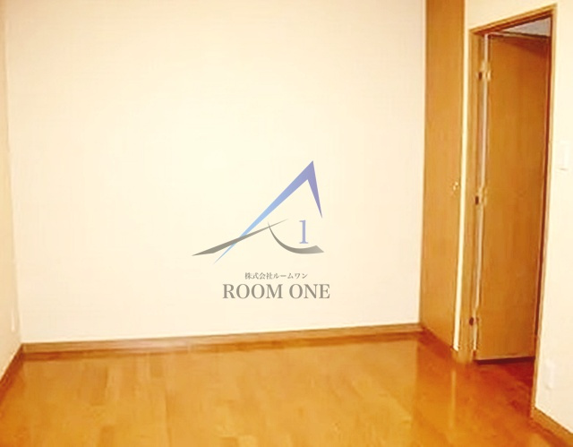 ルーブル新宿西落合七番館の居間・リビング|洋室のお部屋です。