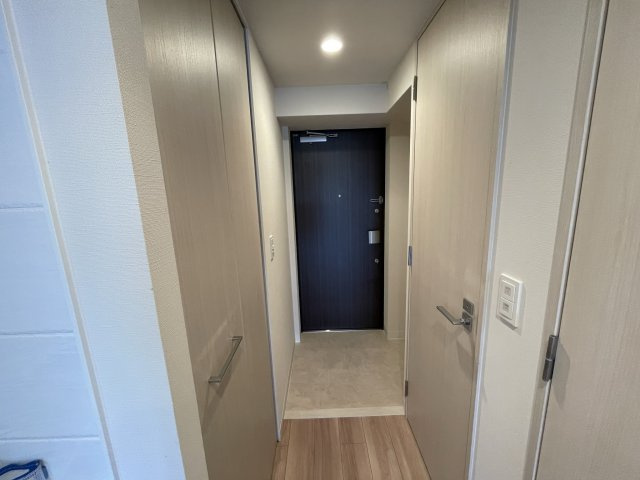 プランドール北浜の玄関|イメージとして同建物他部屋を表示しています