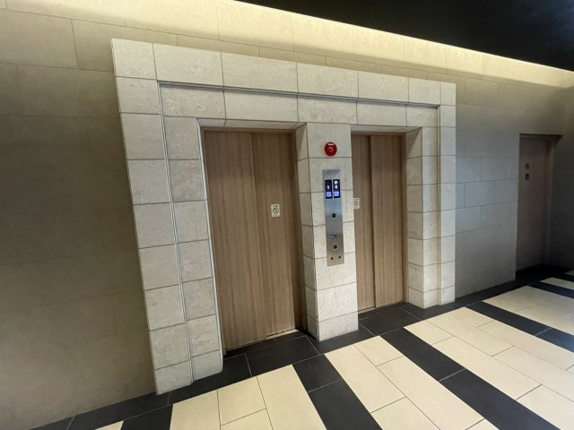 プランドール北浜のロビー