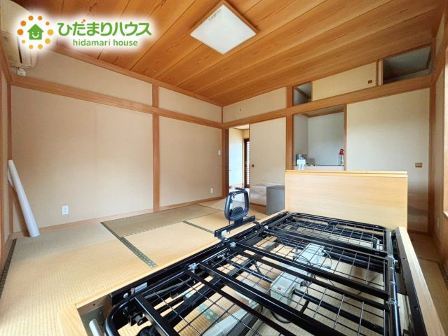  野田市野田 　平屋　中古戸建　平成24年築の和室|8帖の和室です♪　広めの押入がございます♪