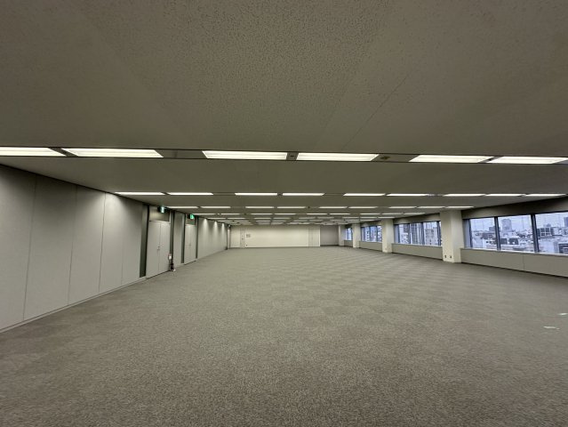 江戸堀センタービルの洋室