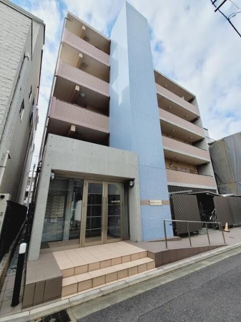 ブルーフォレストの外観