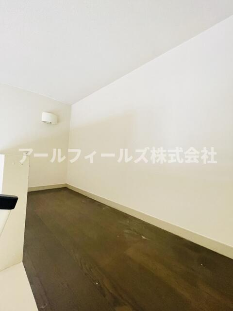 ジュネパレス松戸第９４の内装|ロフト