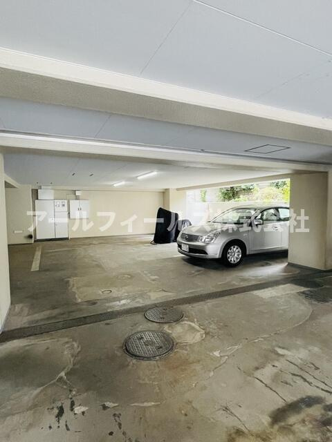 ジュネパレス松戸第９４の駐車場|駐車場