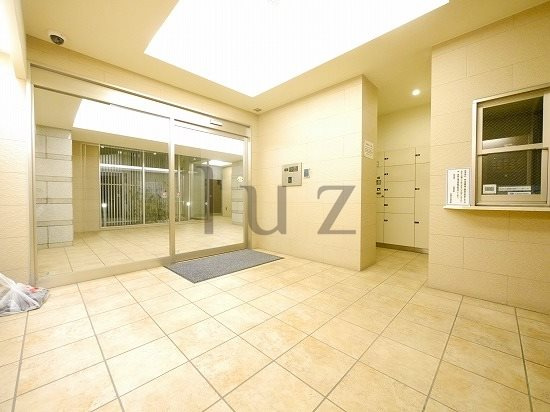 横浜市南区吉野町３丁目の賃貸マンションのエントランス|高級感漂うエントランスです！