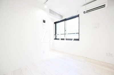 【居間・リビング】 | レクス目黒 | 洋室のお部屋です。