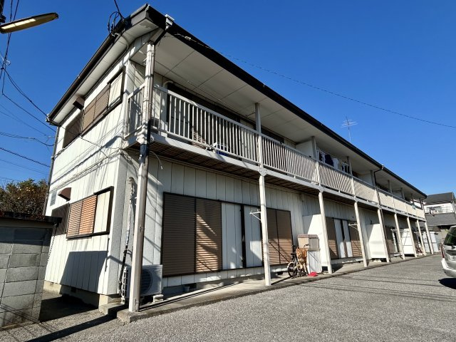 春日部市八丁目のアパート