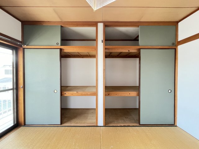 春日部市八丁目のアパート