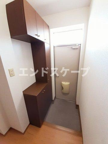 フィオーレの玄関|高崎、前橋のお部屋探しはエンドスケープまで！お客様の理想お聞かせ下さい♪