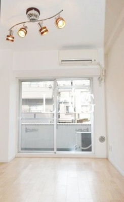 【居間・リビング】 | ライベストコート東陽 | 洋室のお部屋です。