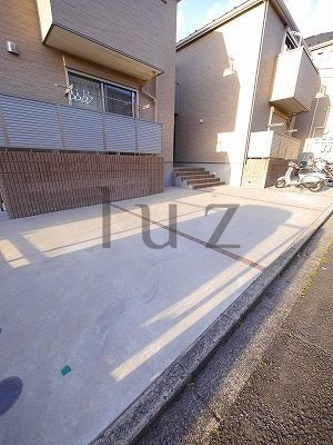 MKイーストテラスの駐車場