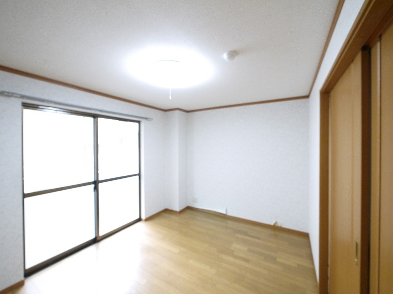 神殿マンション3号棟
