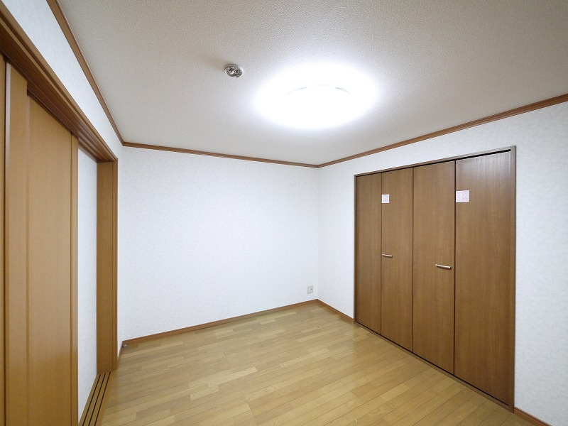 神殿マンション3号棟