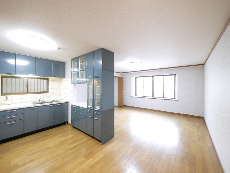 神殿マンション3号棟