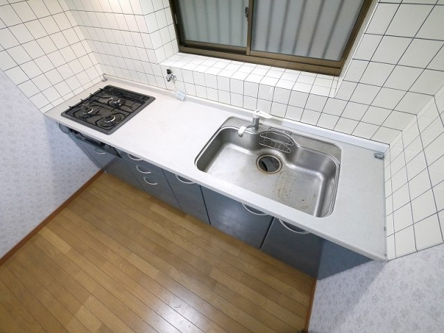 神殿マンション3号棟のキッチン