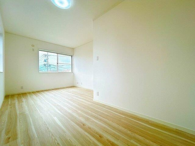 浜松市中央区海老塚町の中古一戸建|３階東側洋室（２）