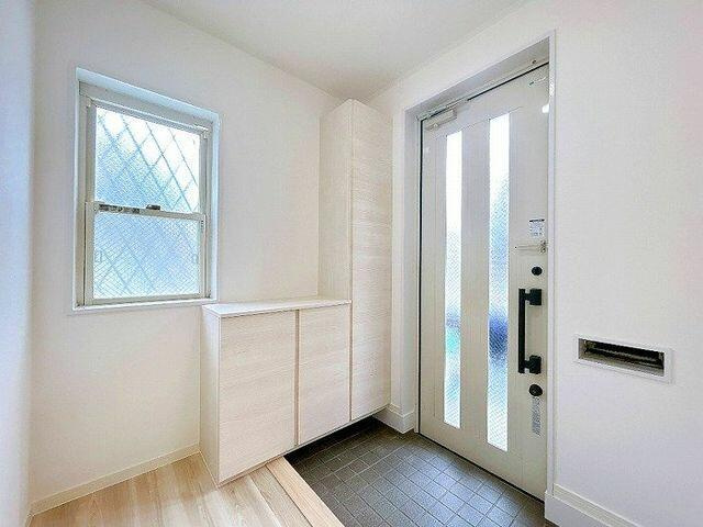 浜松市中央区海老塚町の中古一戸建|玄関