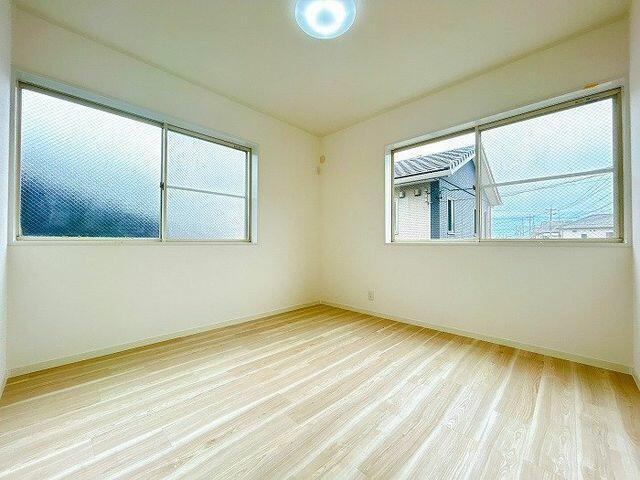 浜松市中央区海老塚町の中古一戸建|２階南西側洋室（１）