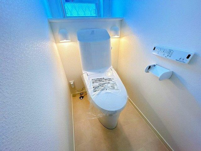 浜松市中央区海老塚町の中古一戸建|トイレ