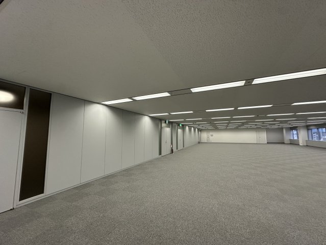 江戸堀センタービルの洋室