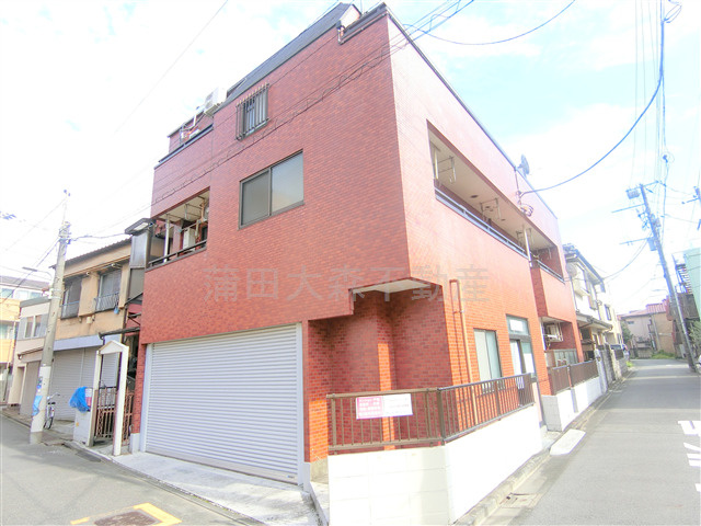 コーポ・ナデシコⅠの外観|1990年5月築　鉄骨造地上3階建て総戸数10戸の賃貸マンション
東京都大田区大森東2丁目　京急本線大森町駅徒歩6分、平和島駅徒歩8分、梅屋敷駅徒歩13分
