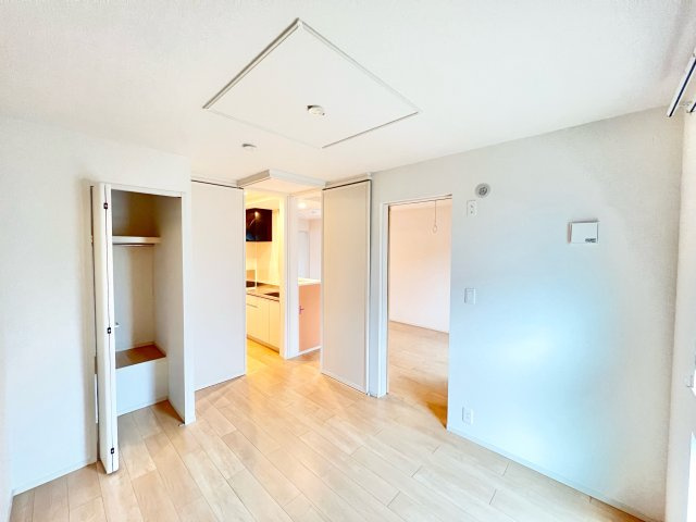 セレッソ入輪戸の内装|※別部屋参考写真