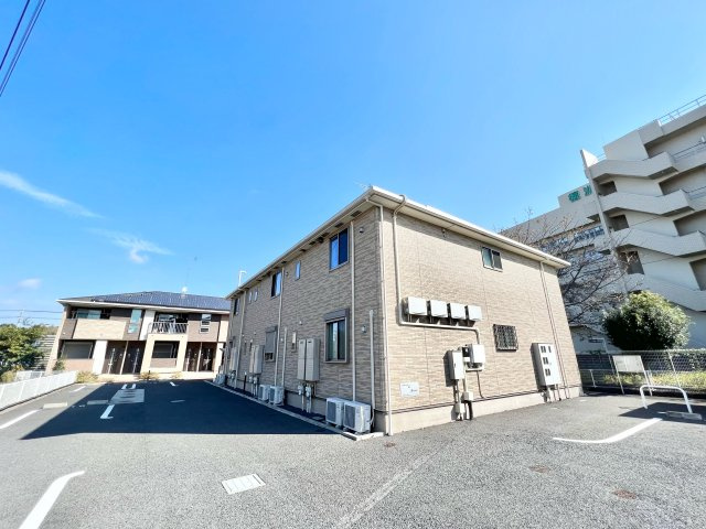 セレッソ入輪戸の外観