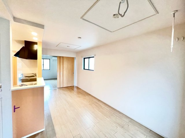 セレッソ入輪戸の内装|※別部屋参考写真