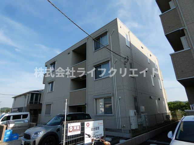 D-room西平山A棟の外観