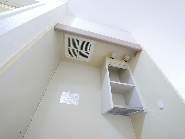 神殿マンション3号棟|冷蔵庫もついてます。