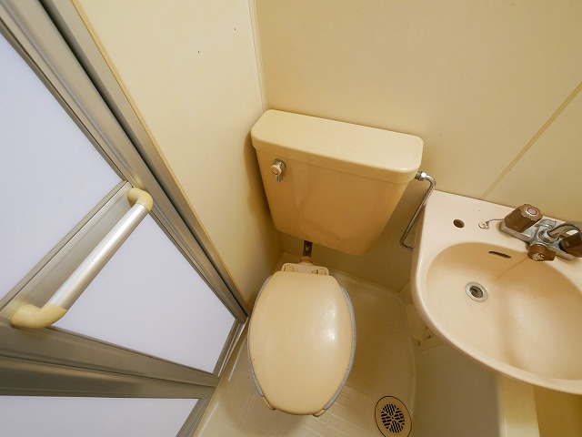 神殿マンション3号棟|嬉しい独立洗面台がございます。