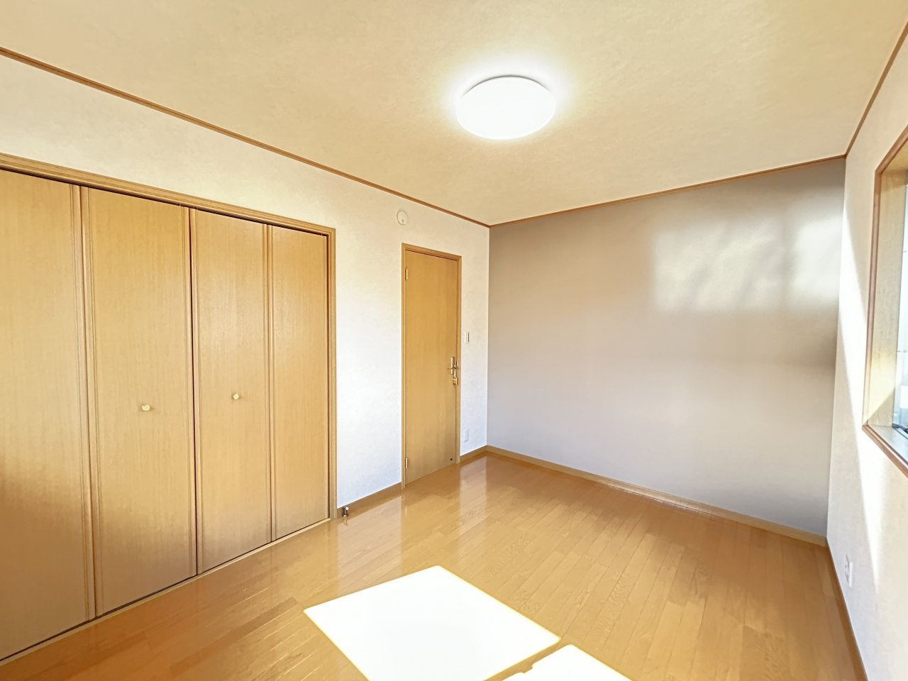 宇部市文京台１丁目　戸建ての洋室|洋室です。