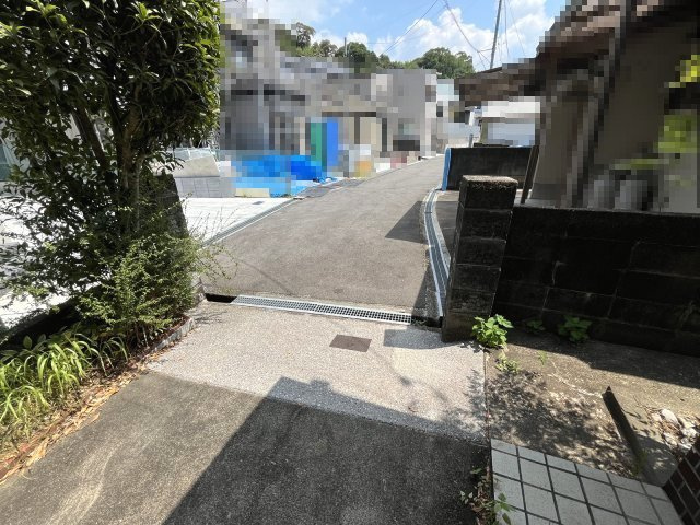 【前面道路含む現地写真】 | 売地　高知市西秦泉寺　＠31.7万