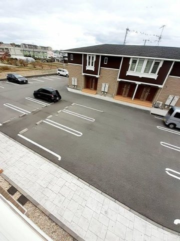 ハーモニースクエア　Ⅰの駐車場|駐車スペースもあります