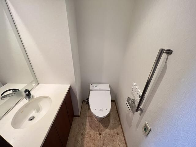 青山パークタワーのトイレ