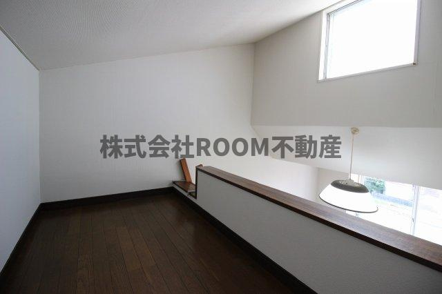 サンライフ都城Ⅰ・Ⅱの寝室|広くて明るい寝室