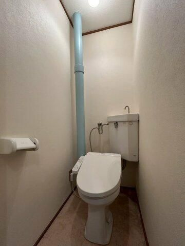 青梅市長淵２丁目の賃貸マンションのトイレ