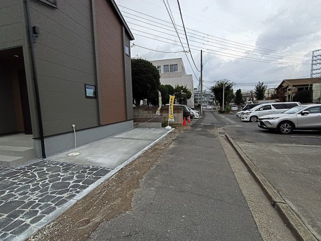 リーブルガーデン.Ｓ高崎江木町第12-1号棟の前面道路含む現地写真