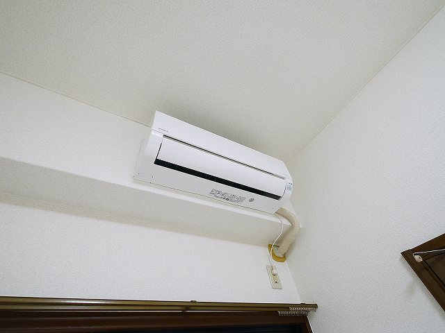 シティパレスやすらぎの道Ｐ６の設備|エアコン