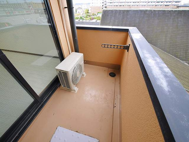 シティパレスやすらぎの道Ｐ６のバルコニー|バルコニー付きです