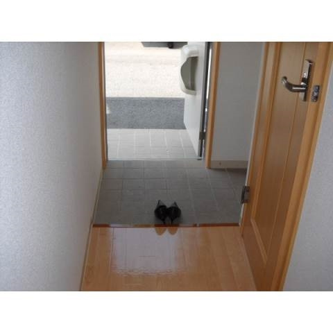 ヴィレッジゆたかの玄関
