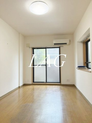 【居間・リビング】 | カサベルデ光が丘 | 洋室のお部屋です。