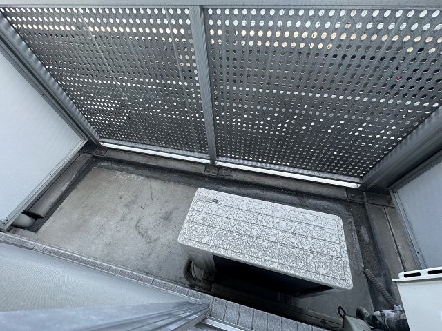 【バルコニー】ノベラ海岸通
