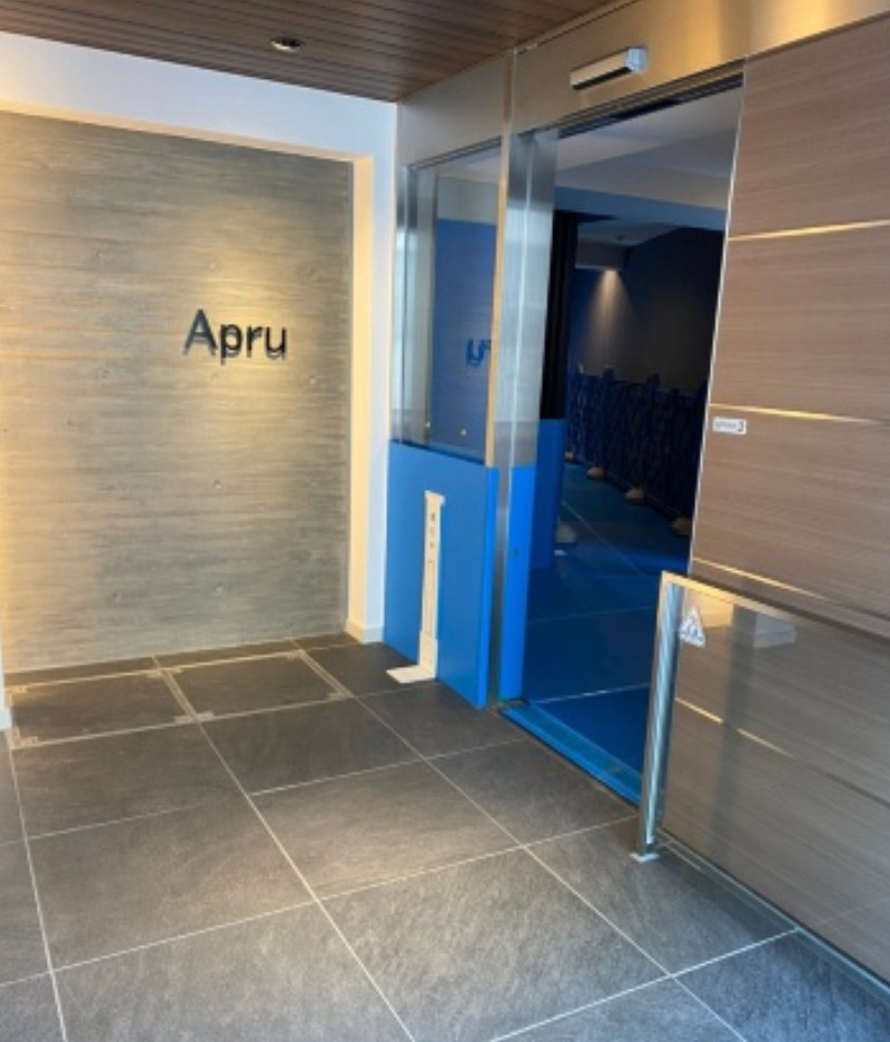 Apruのエントランス|清潔なエントランスです
