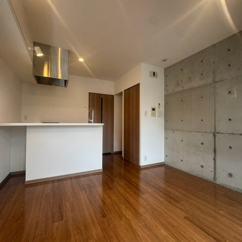 クレアツィオーネ上本町の居間・リビング