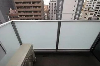【バルコニー】